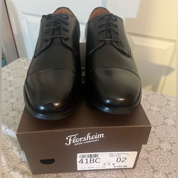 Florsheim Sleek Black Cap Toe Derbys main image 6